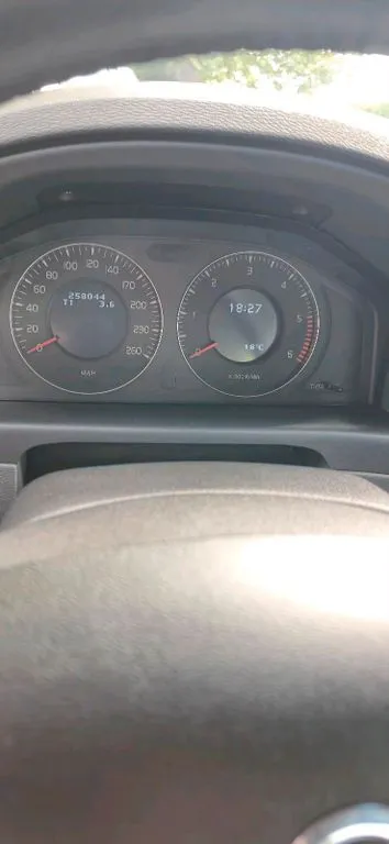 Volvo S80