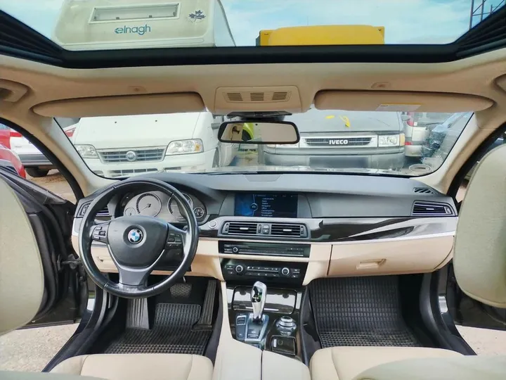 BMW 520