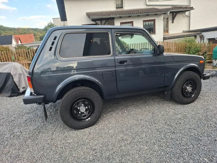 Lada Niva