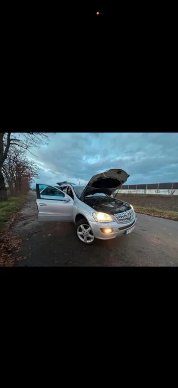 Mercedes-Benz ML 320