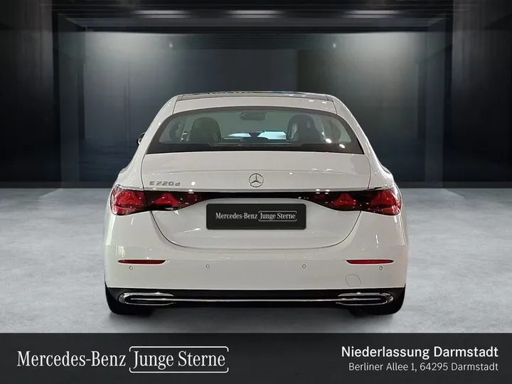 Mercedes-Benz E 220