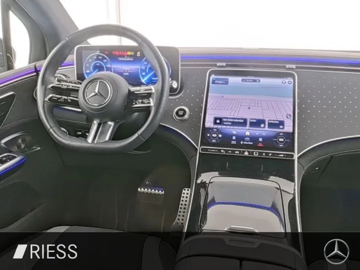 Mercedes-Benz EQE SUV