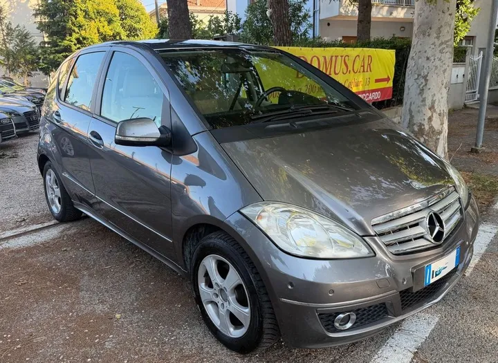 Mercedes-Benz A 160