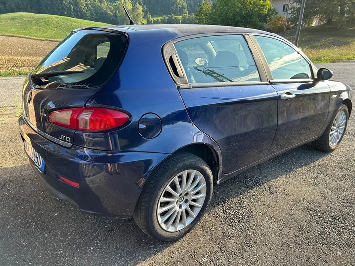 Alfa Romeo 147