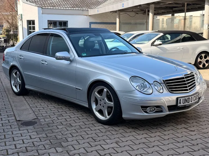 Mercedes-Benz E 280