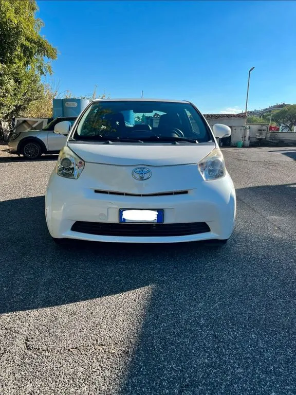 Toyota IQ