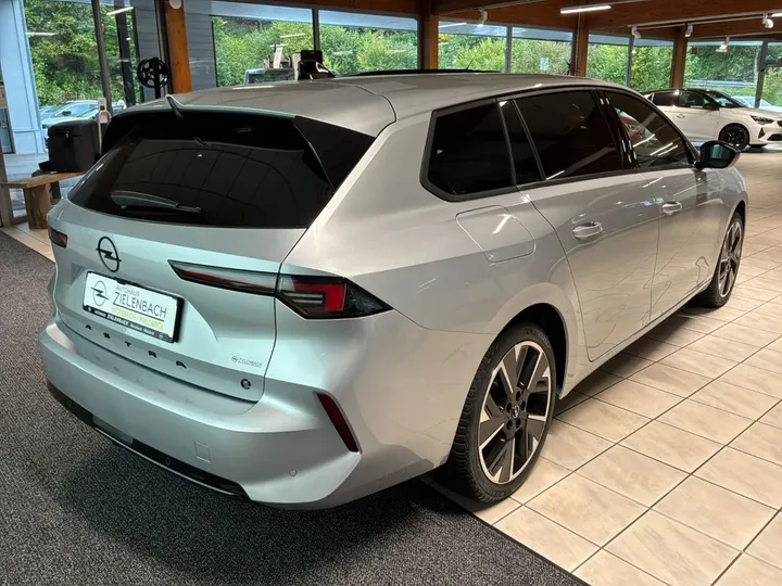 Opel Astra Electric