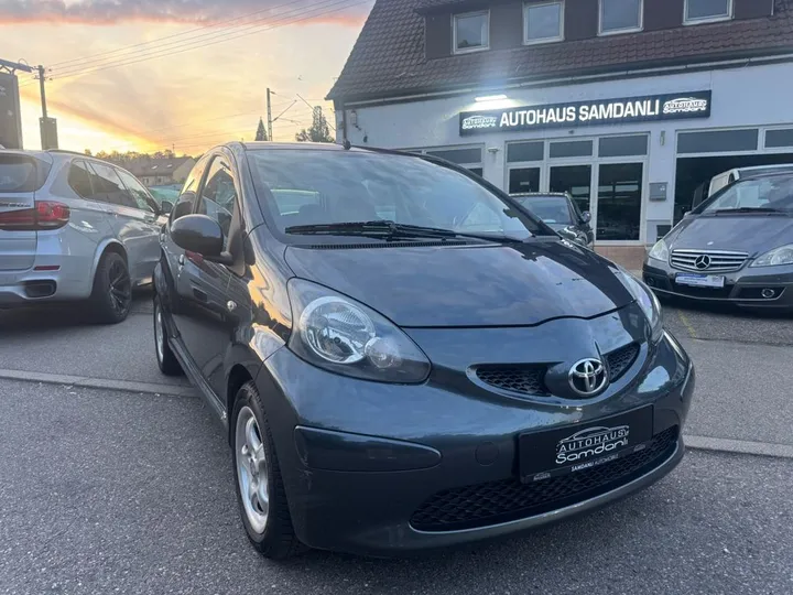 Toyota Aygo (X)