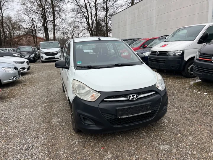 Hyundai i10