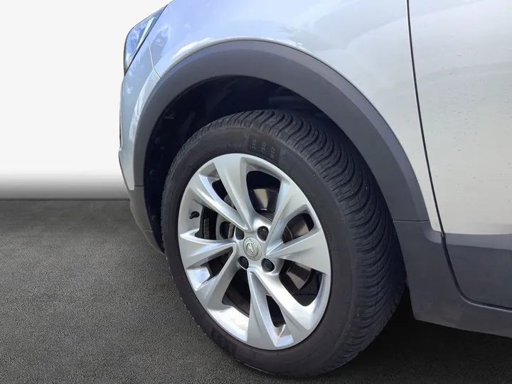 Opel Crossland (X)
