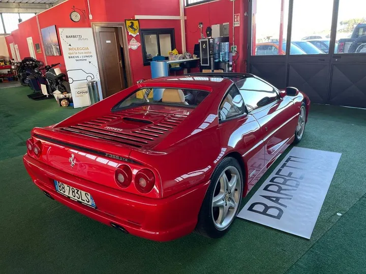 Ferrari F355