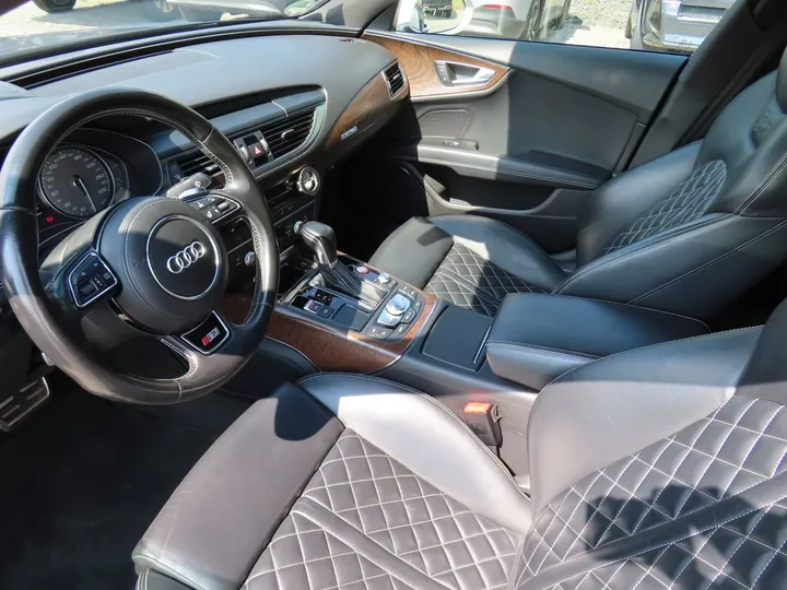 Audi S7