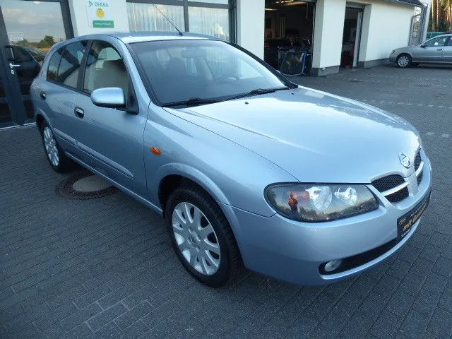 Nissan Almera