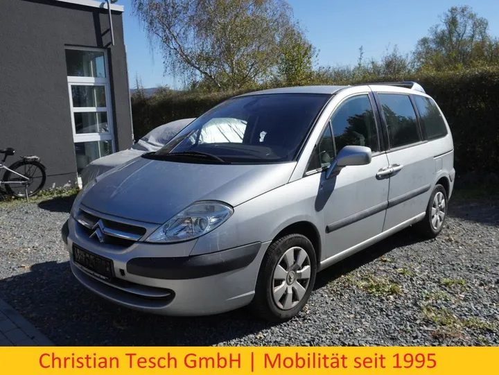 Citroën C8