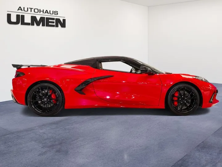 Corvette C8