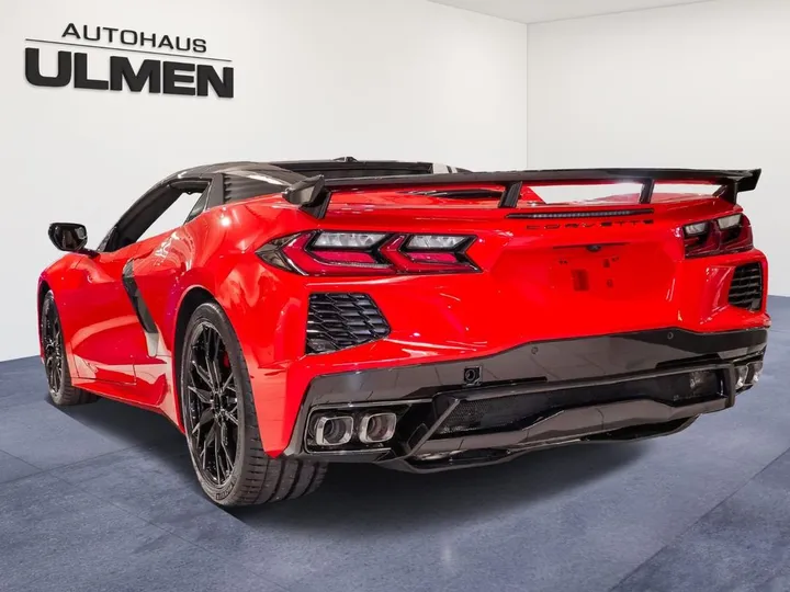 Corvette C8