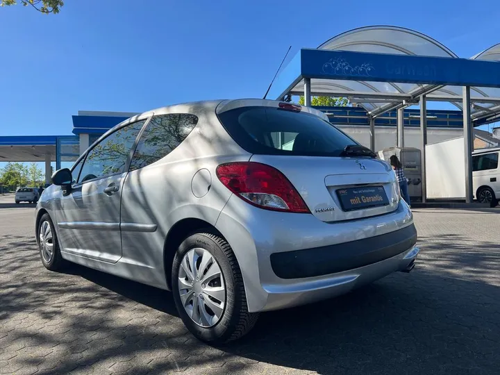 Peugeot 207