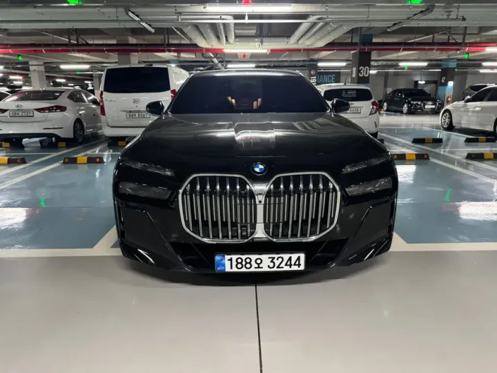 BMW 7-Series