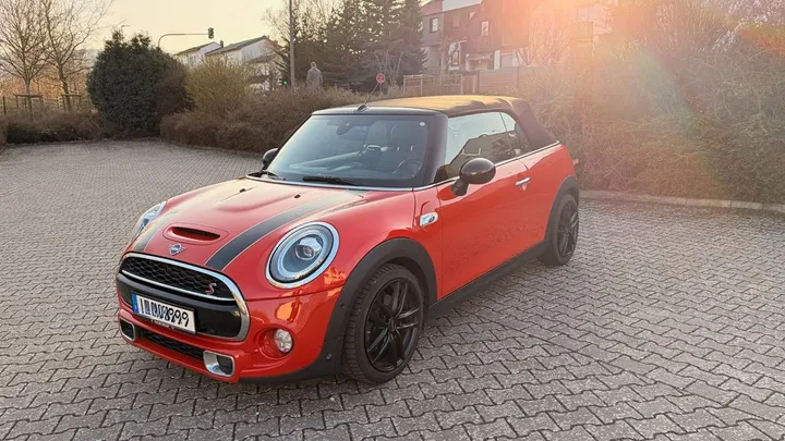 MINI Cooper SD Cabrio