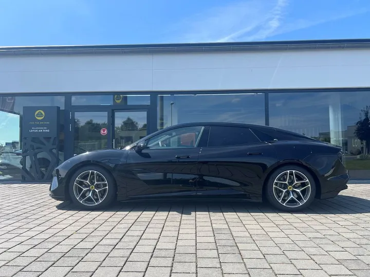 Lotus Emeya