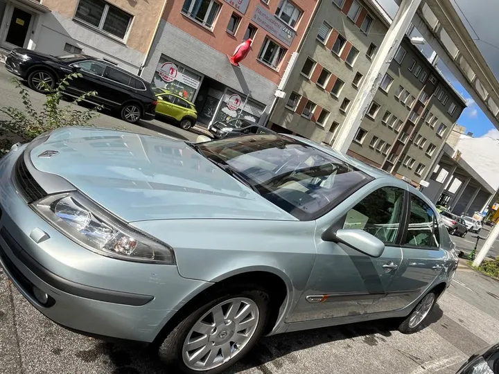 Renault Laguna