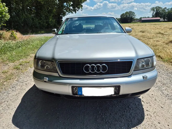 Audi A8