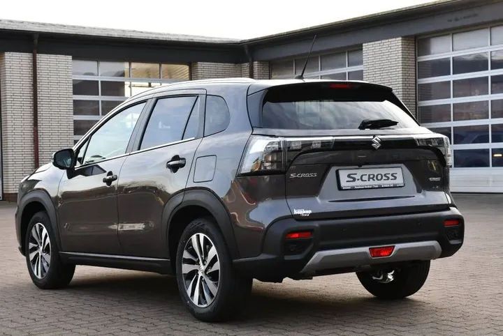 Suzuki (SX4) S-Cross
