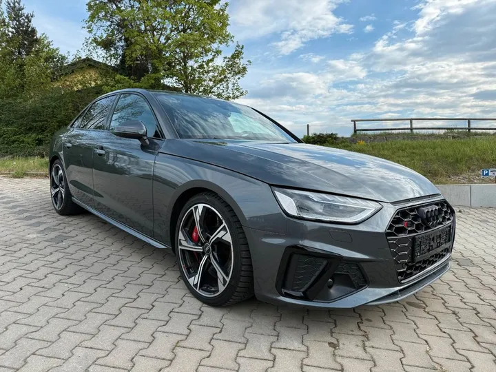 Audi S4