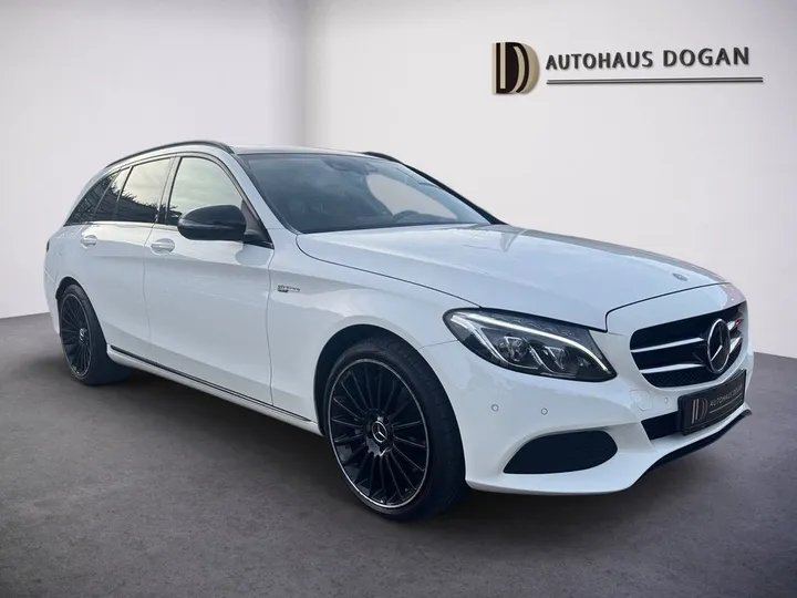 Mercedes-Benz C 400