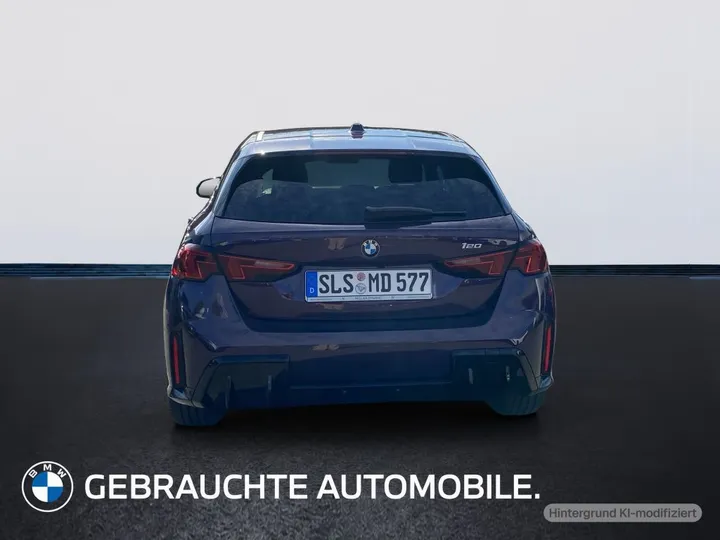 BMW 120