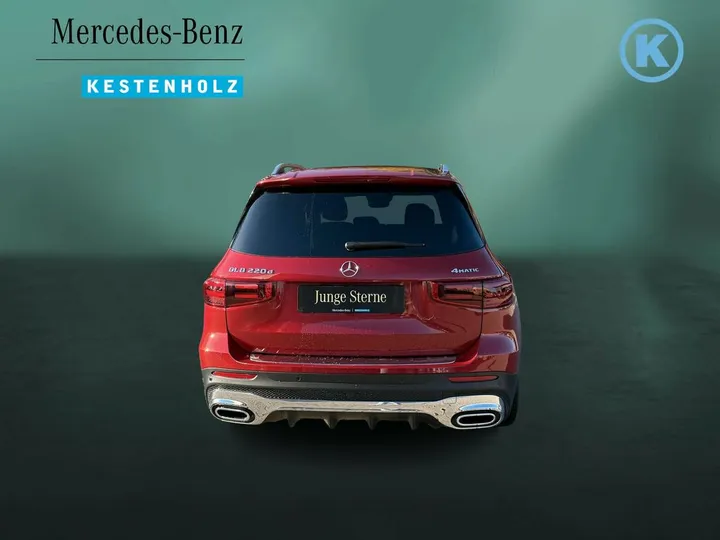 Mercedes-Benz GLB 220