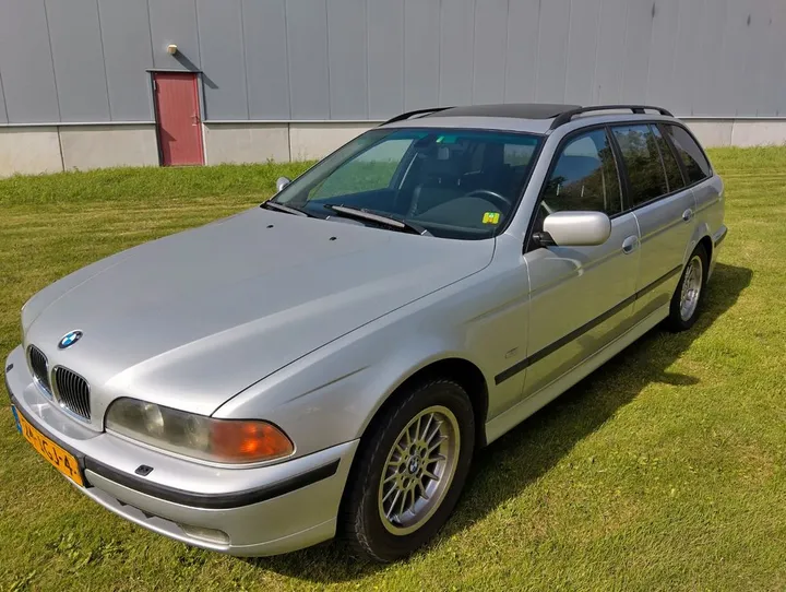 BMW 540