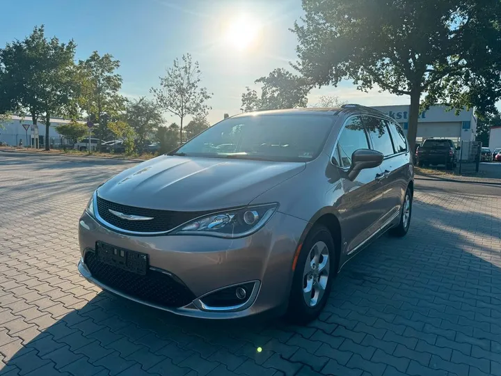 Chrysler Pacifica