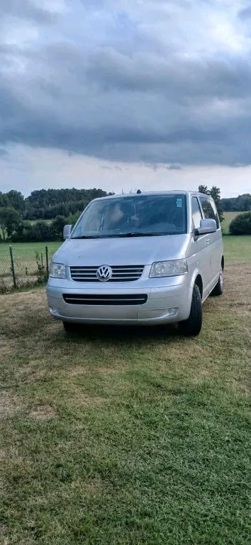 Volkswagen T5 Caravelle