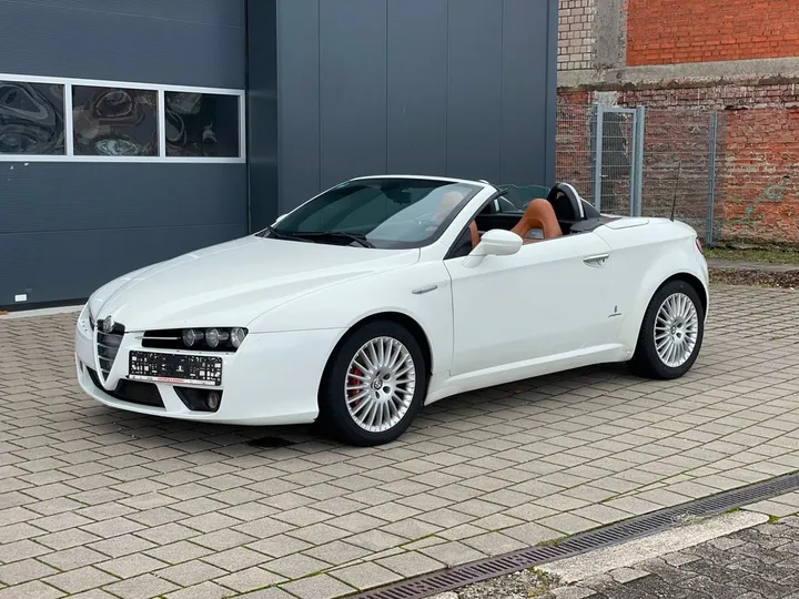 Alfa Romeo Spider