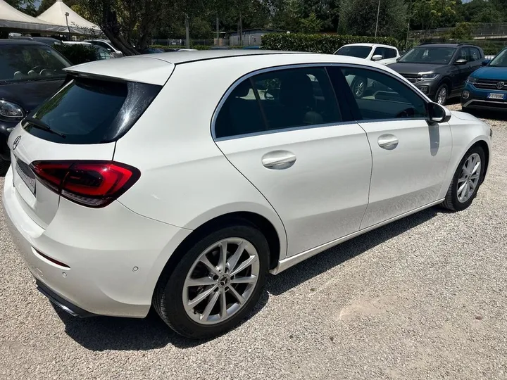 Mercedes-Benz A 180