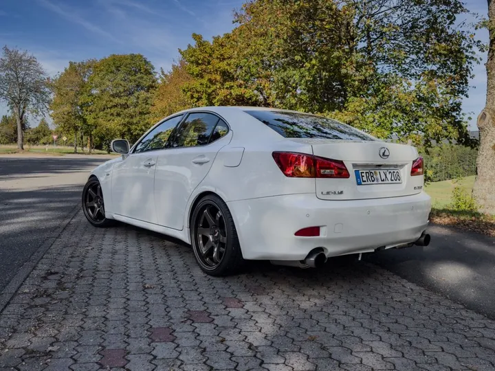 Lexus IS 250