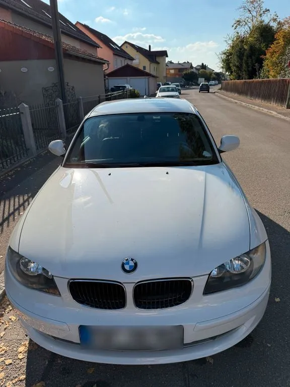 BMW 120