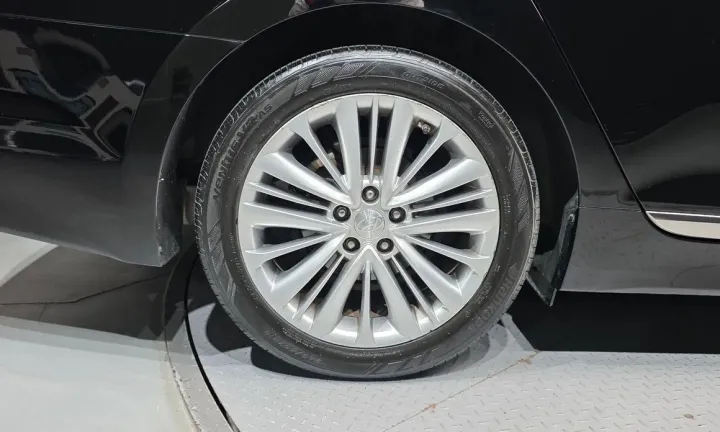 Hyundai Aslan