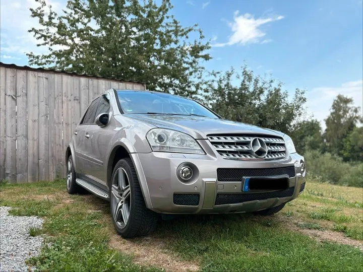 Mercedes-Benz ML 320