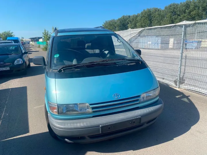 Toyota Previa