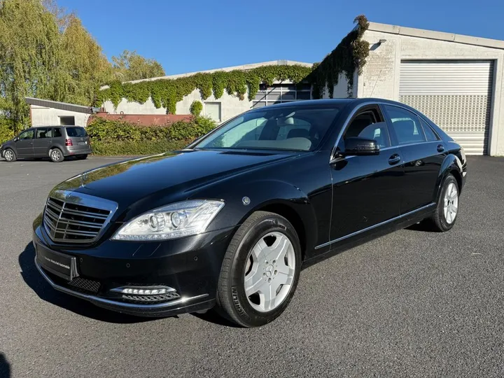 Mercedes-Benz S 600