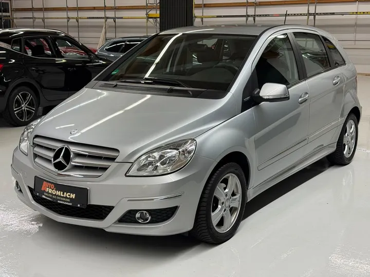 Mercedes-Benz B 160