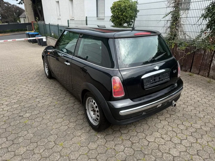 MINI ONE