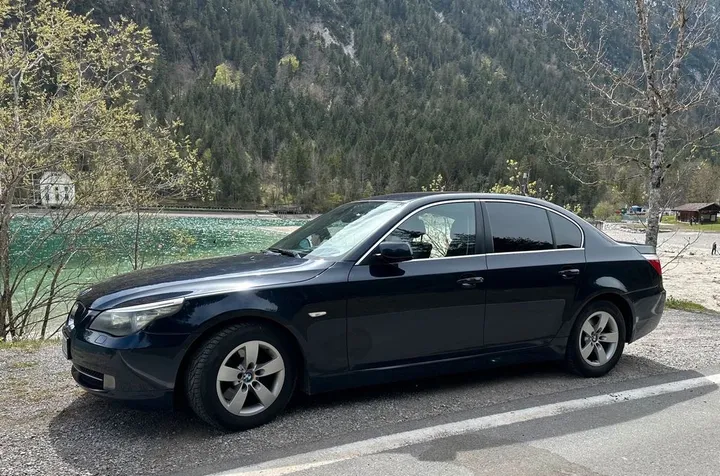 BMW 525