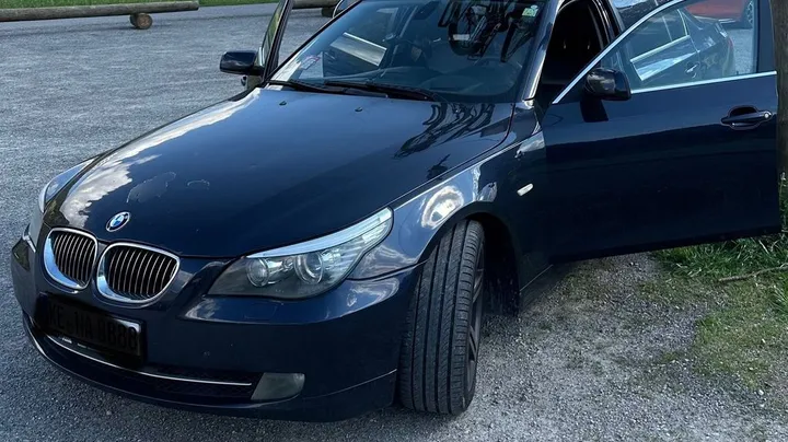 BMW 525
