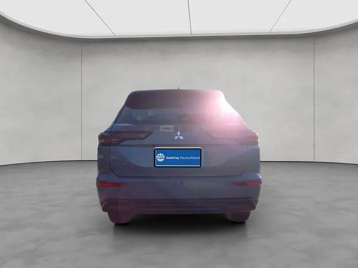 Mitsubishi Plug-in Hybrid Outlander
