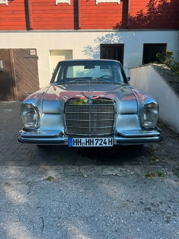 Mercedes-Benz 280