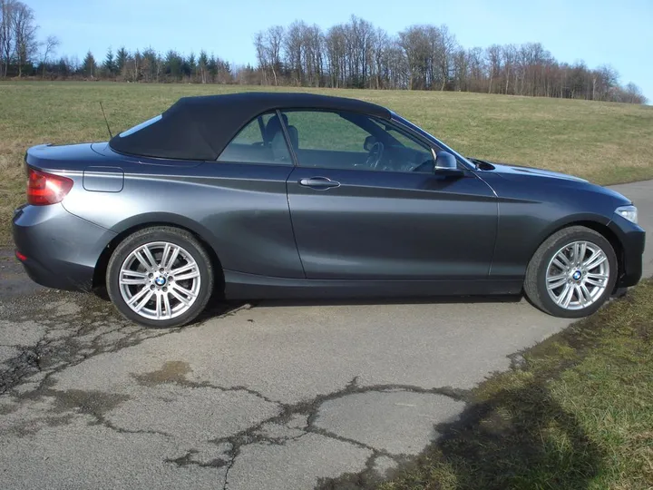 BMW 220