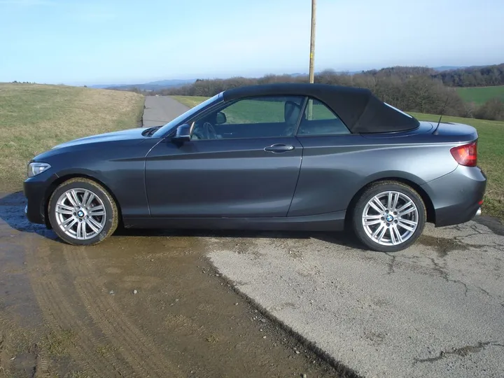 BMW 220